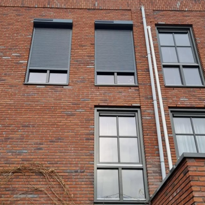 Voorzet rolluik op maat